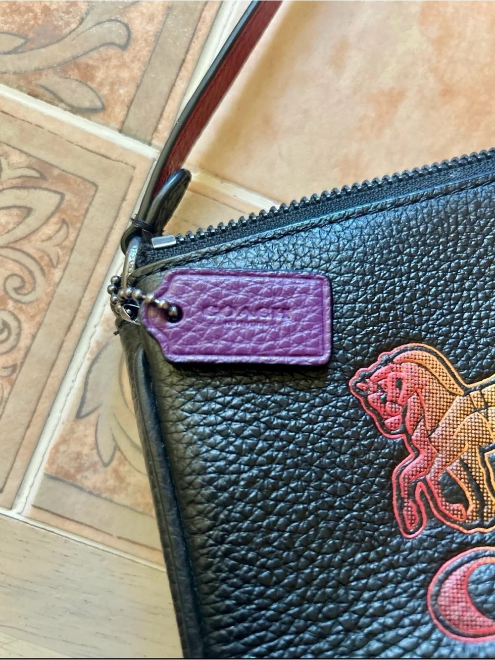 Coach Nolita 19 Horse & Carriage mini shoulder bag Pebbled Leather - like NEW